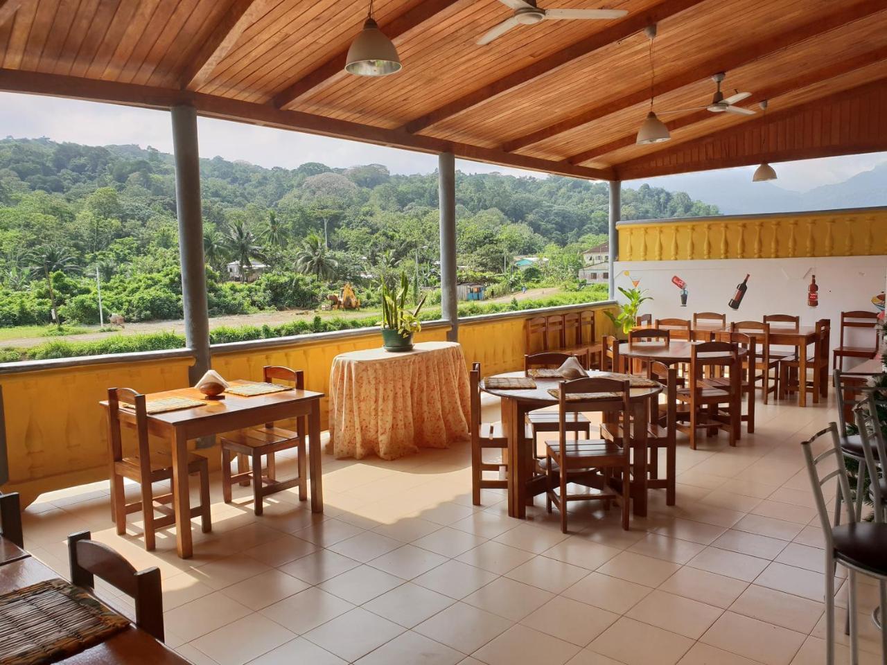 Residencial Mira Rio Hotell Santo António Exteriör bild