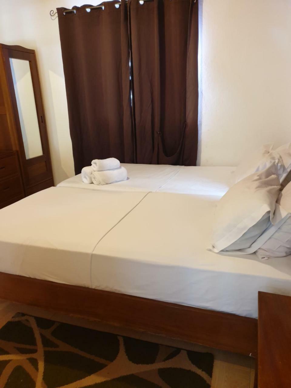 Residencial Mira Rio Hotell Santo António Rum bild