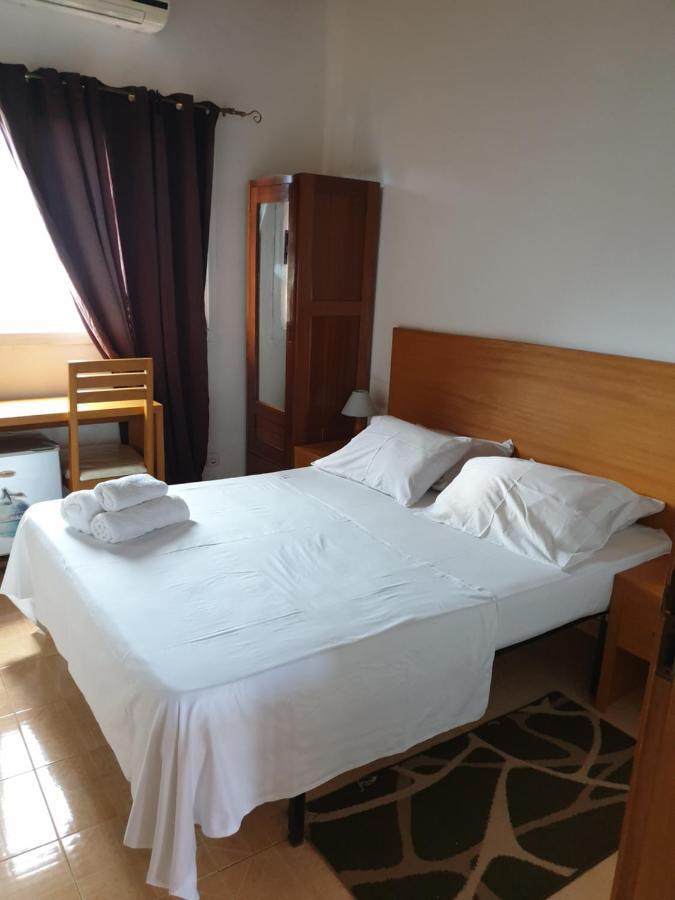 Residencial Mira Rio Hotell Santo António Exteriör bild